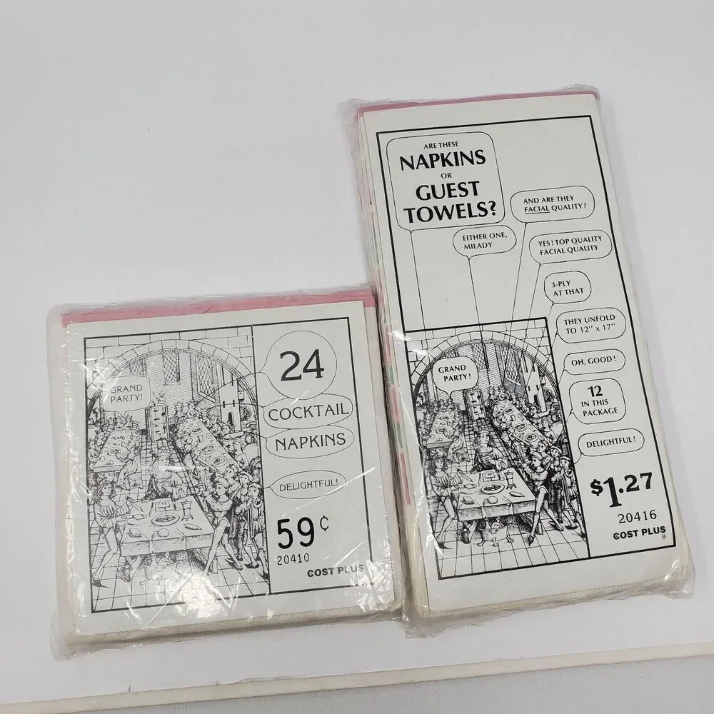 VINTAGE PREMIUM QUALITY SANTA NAPKINS 12 count COST PLUS PARTY GOODS BRAND